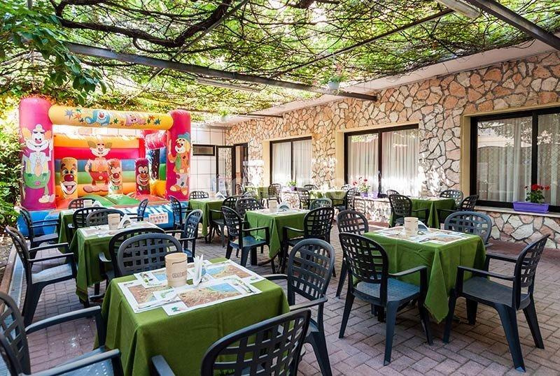 Hotel La Pergola بيلاريا-إيجيا مارينا المظهر الخارجي الصورة